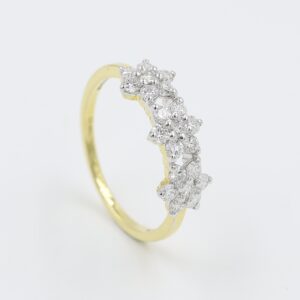 14Kt Yellow Gold Daimond Ring with Stars Beautifully Studded With Natral Diamonds