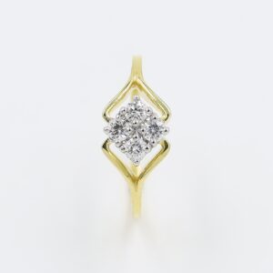 14Kt Yellow Gold Rhombus Sape Diamond Ring With Side Border