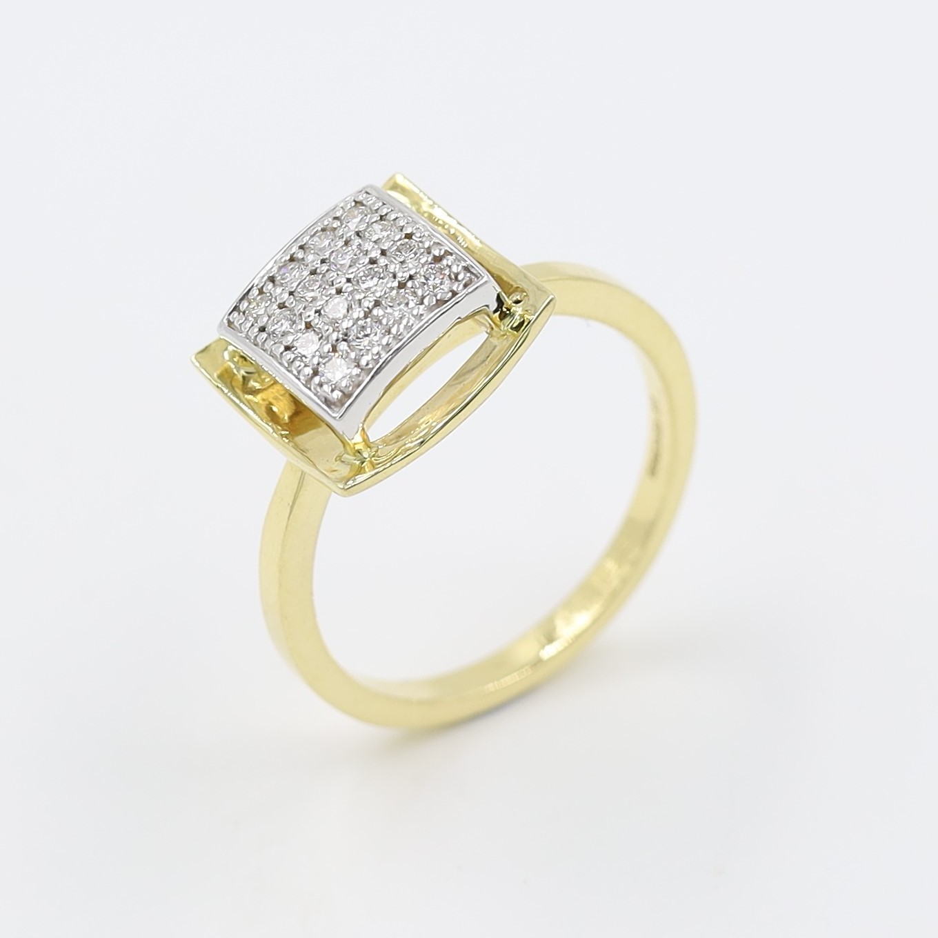 14Kt Yellow Gold Designer Ring Studded With Natural Diamonds