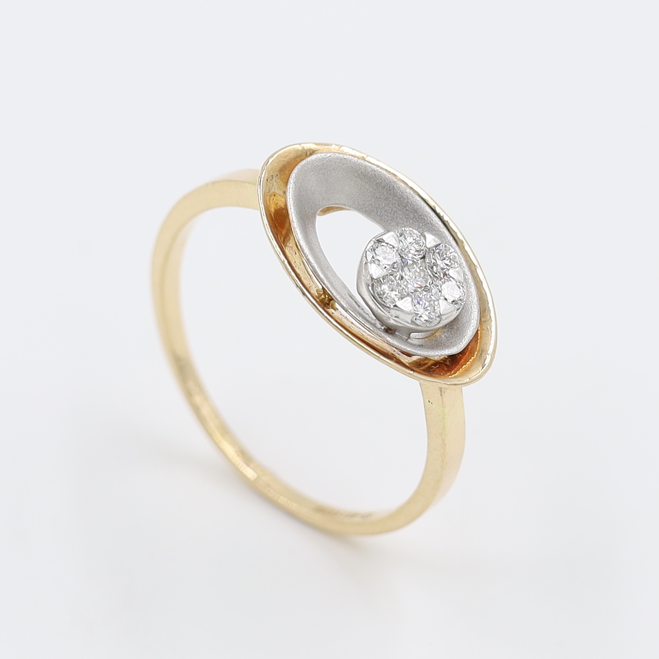14Kt Rose Gold Ring With Pressure Setting Diamond