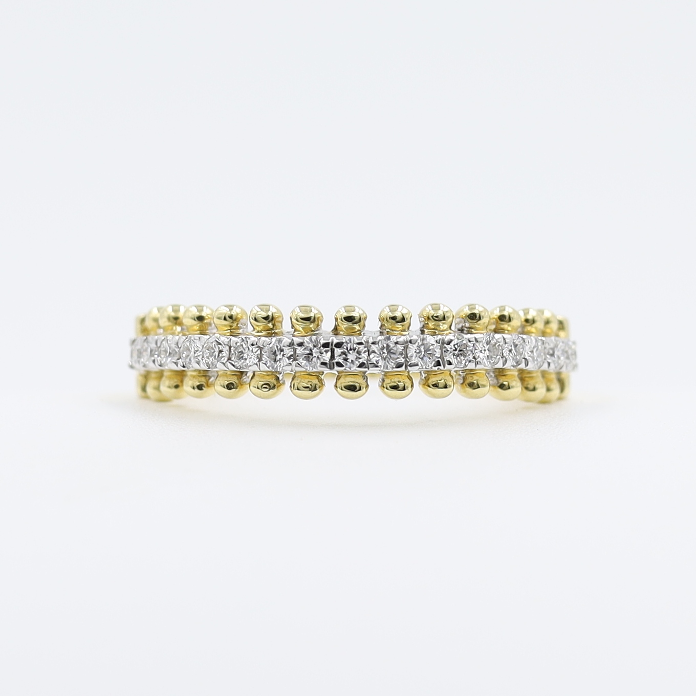 14kt Yellow Gold Ring With Diamond Line On It