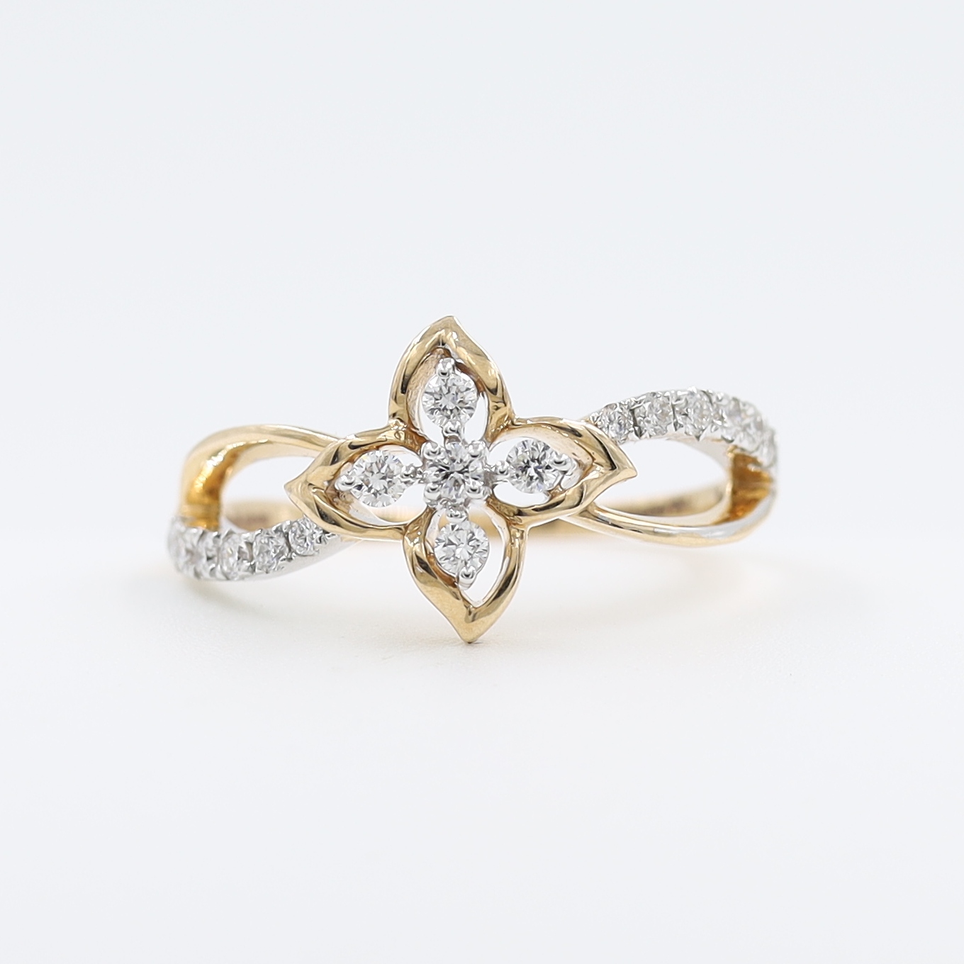 14kt Rose Gold Diamond Flower Ring
