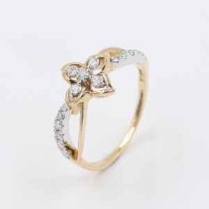 14kt Rose Gold Diamond Flower Ring