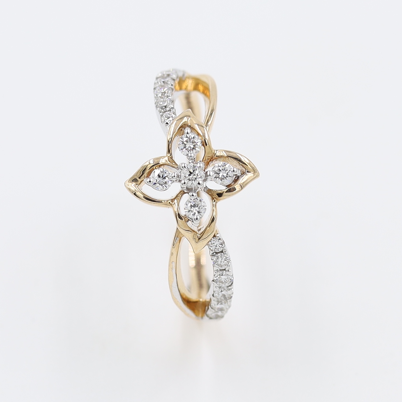 14kt Rose Gold Diamond Flower Ring