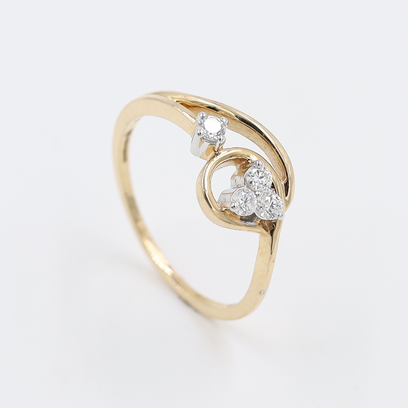 14kt Fancy Rose Gold Natural Diamond Ring