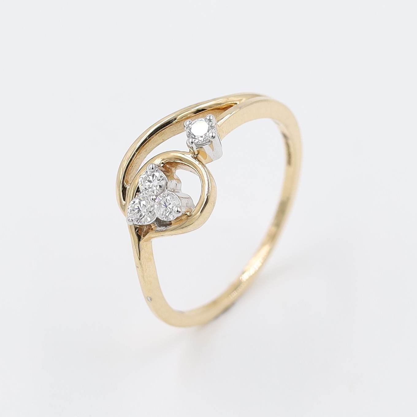 14kt Fancy Rose Gold Natural Diamond Ring