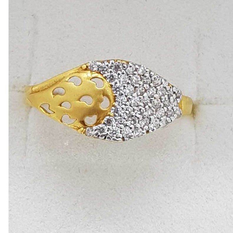916 Gold half studded Ladies Ring SJ-LR/18