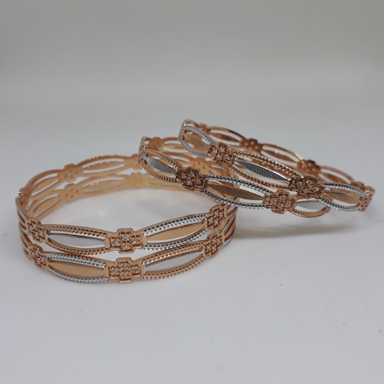 Dancing diamond bangle bg/539/43 - Image 2