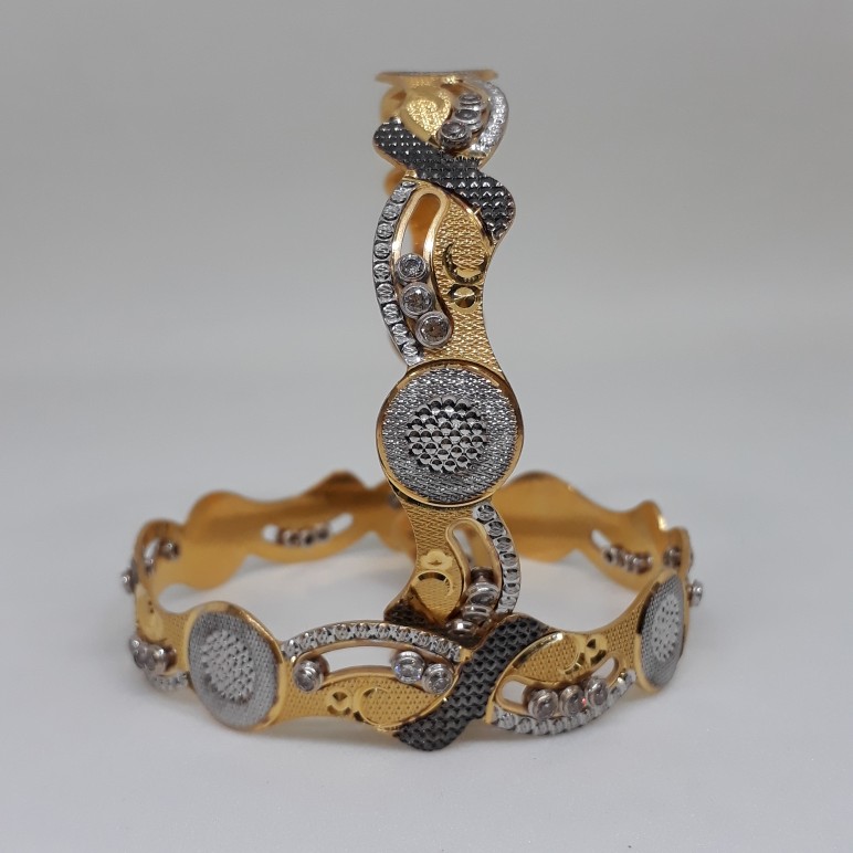 Dancing Diamond Bangle bg/539/43 - Image 3
