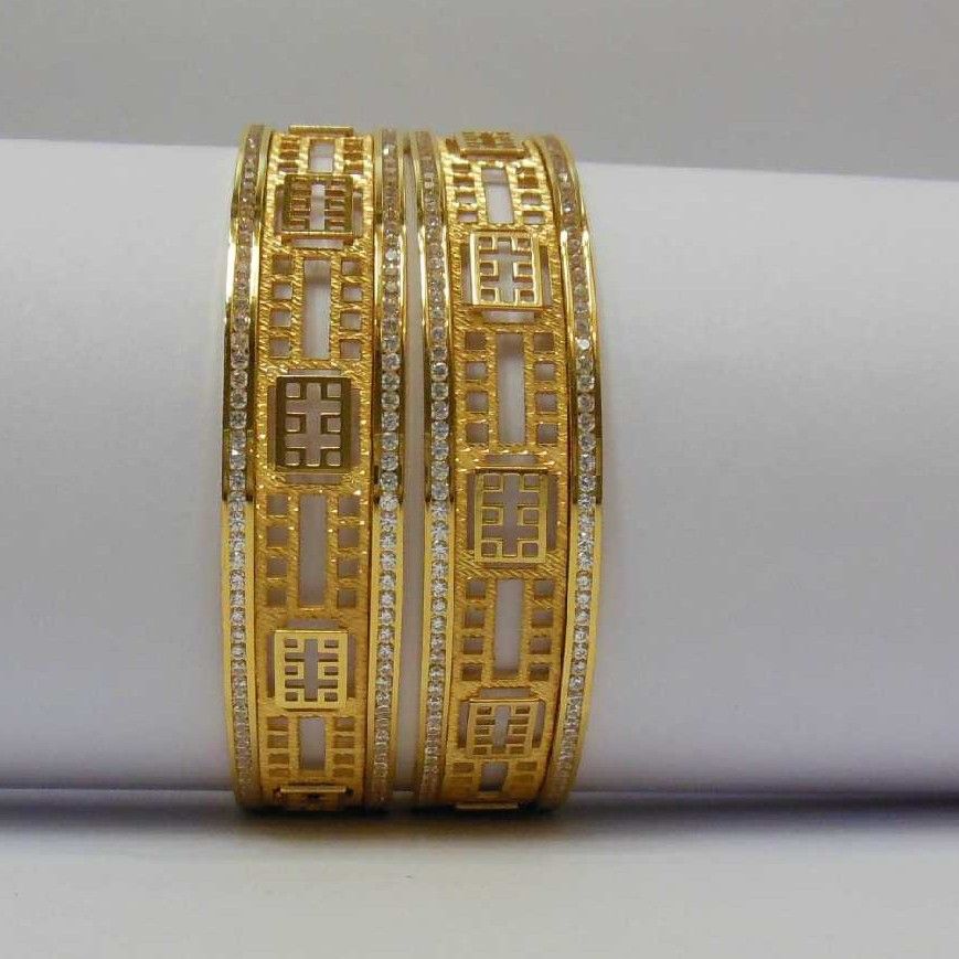 22K / 916 Gold Machine Cut Stone Bangles