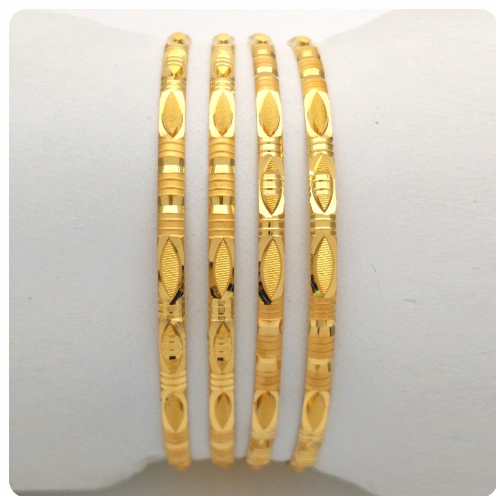 Gold hallmark plain bangle - dp1198