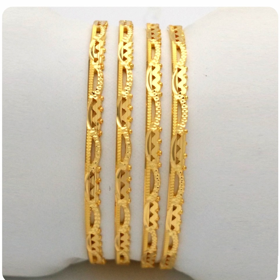 GOLD HALLMARK RAWA BANGLE - 2LR1192