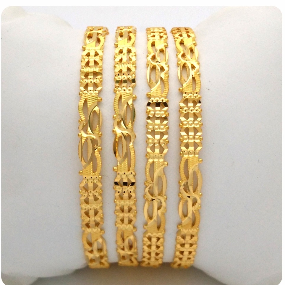 GOLD HALLMARK RAWA BANGLE - 3lr185