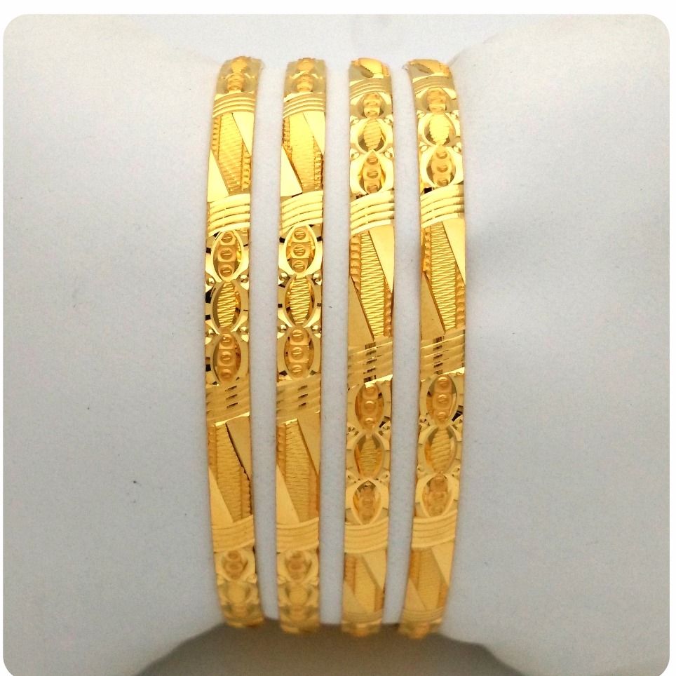 GOLD HALLMARK PLAIN BANGLE - KN1180