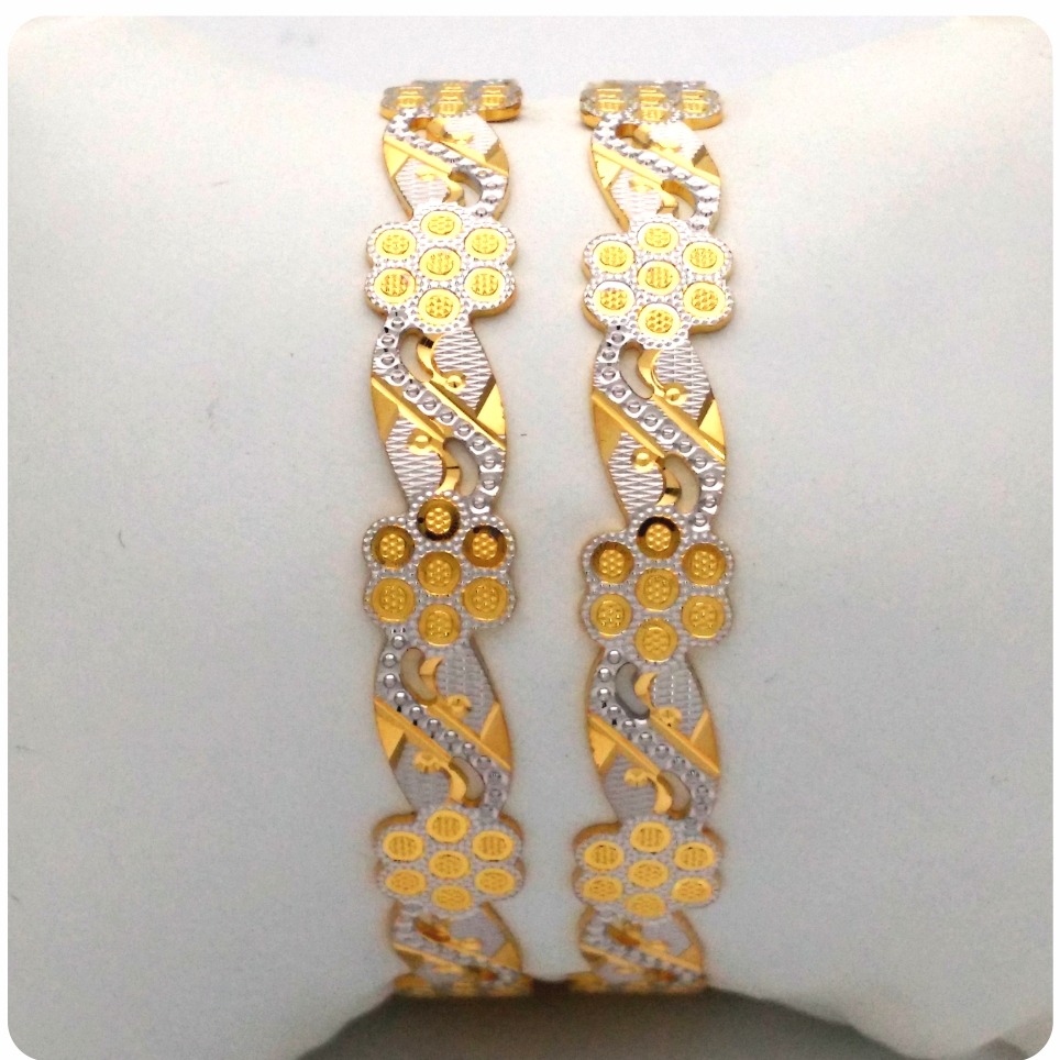 GOLD HALLMARK CNC BANGLE - CP1157
