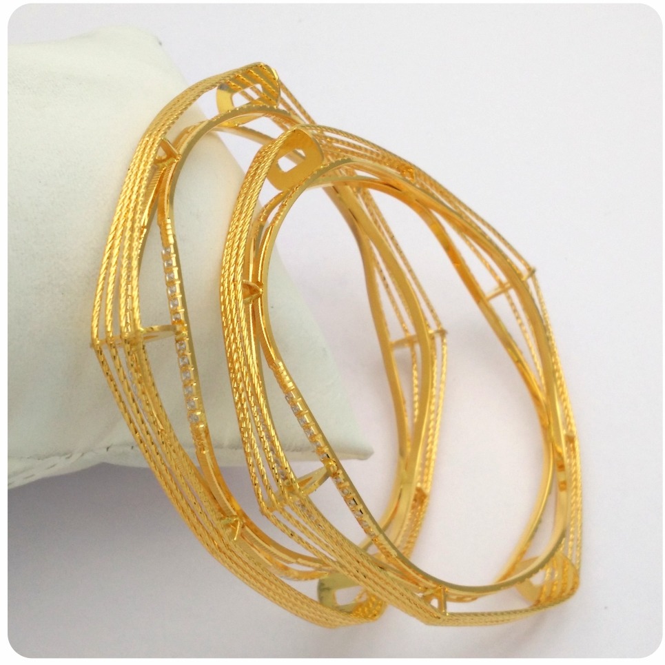 GOLD HALLMARK PLAIN LASER BANGLE - SLJ1129