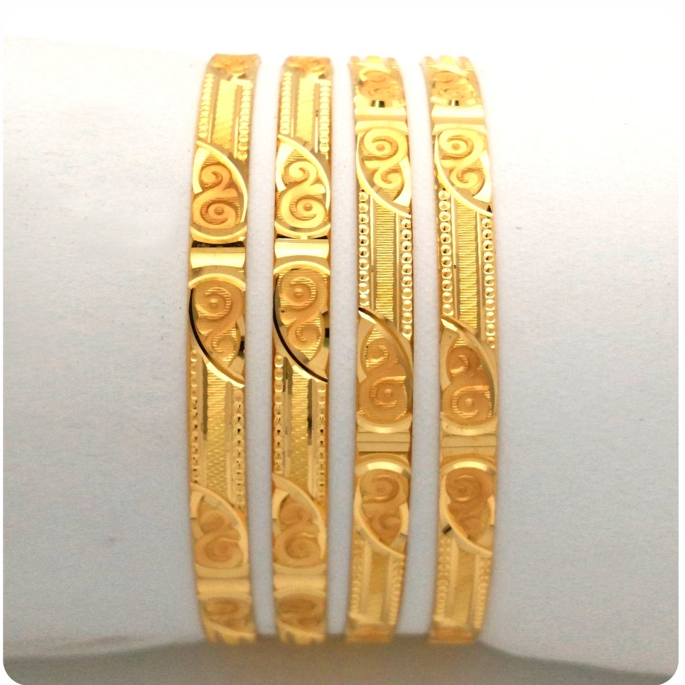 GOLD HALLMARK KHILA BANGLE - PK1102