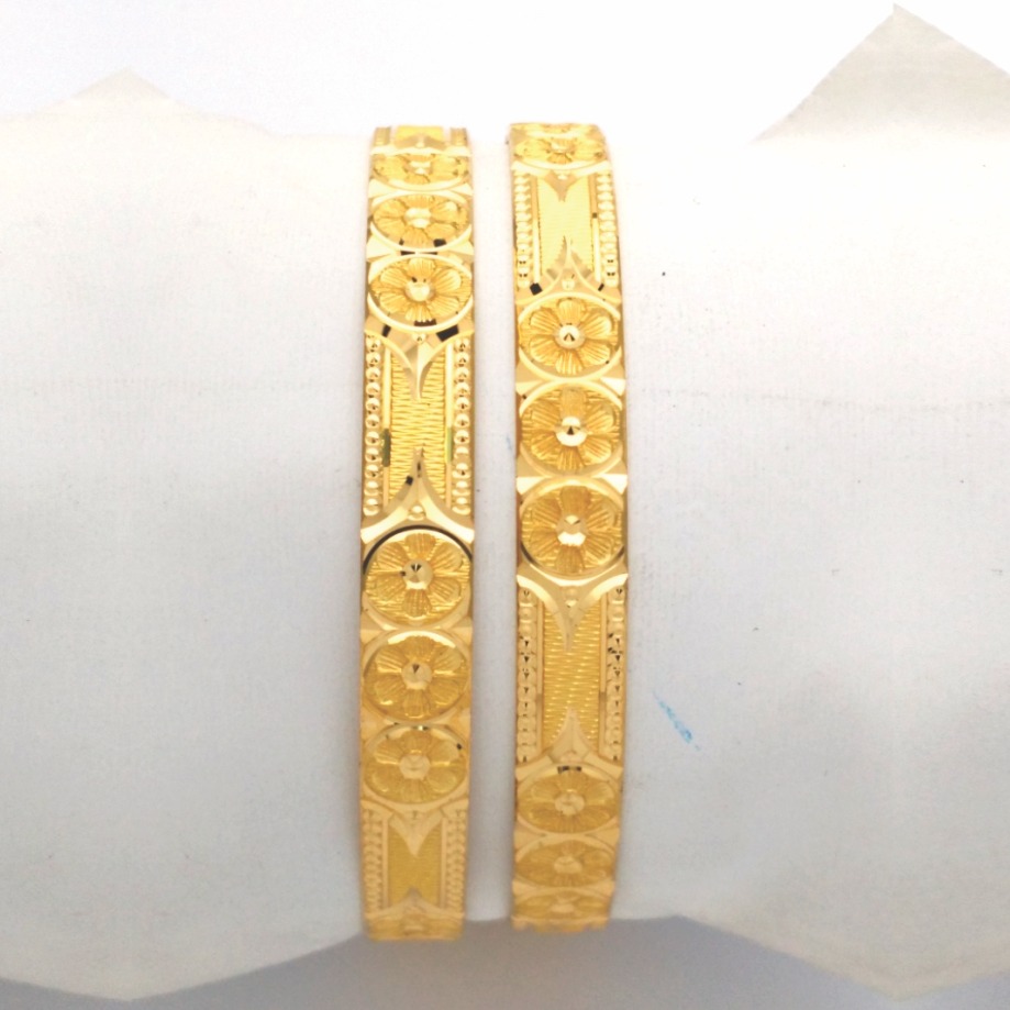 GOLD HALLMARK KHILA BANGLE - PK1035