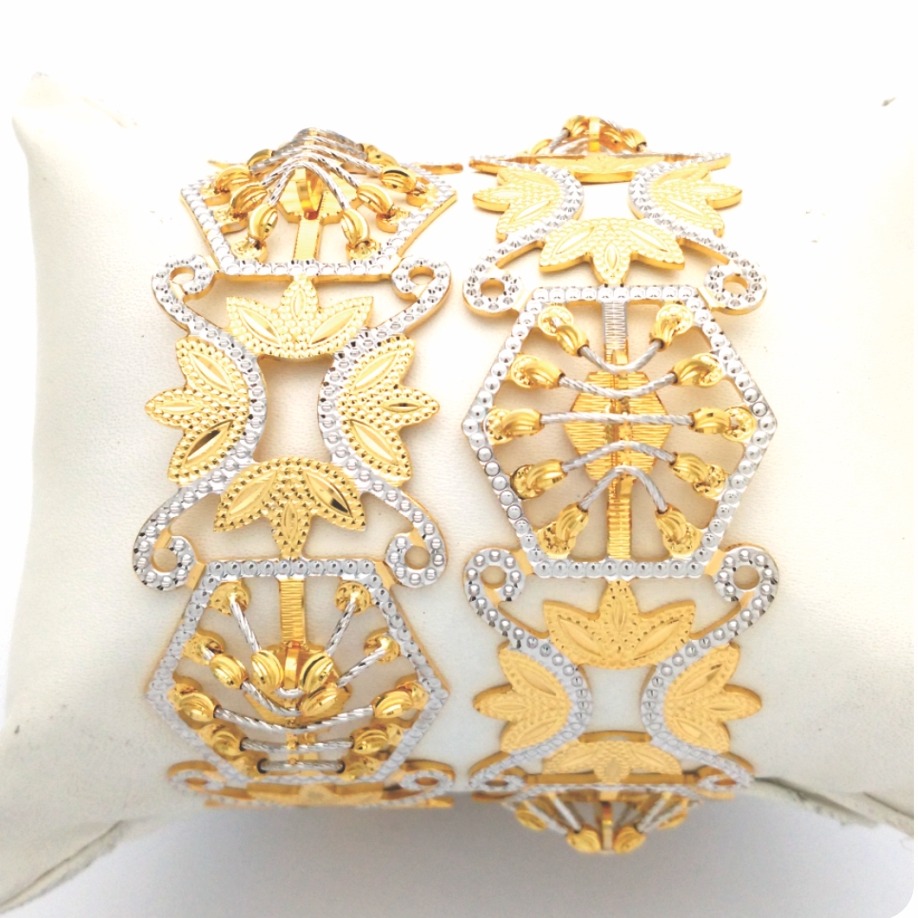 GOLD HALLMARK CNC MANI BANGLE - CML1004