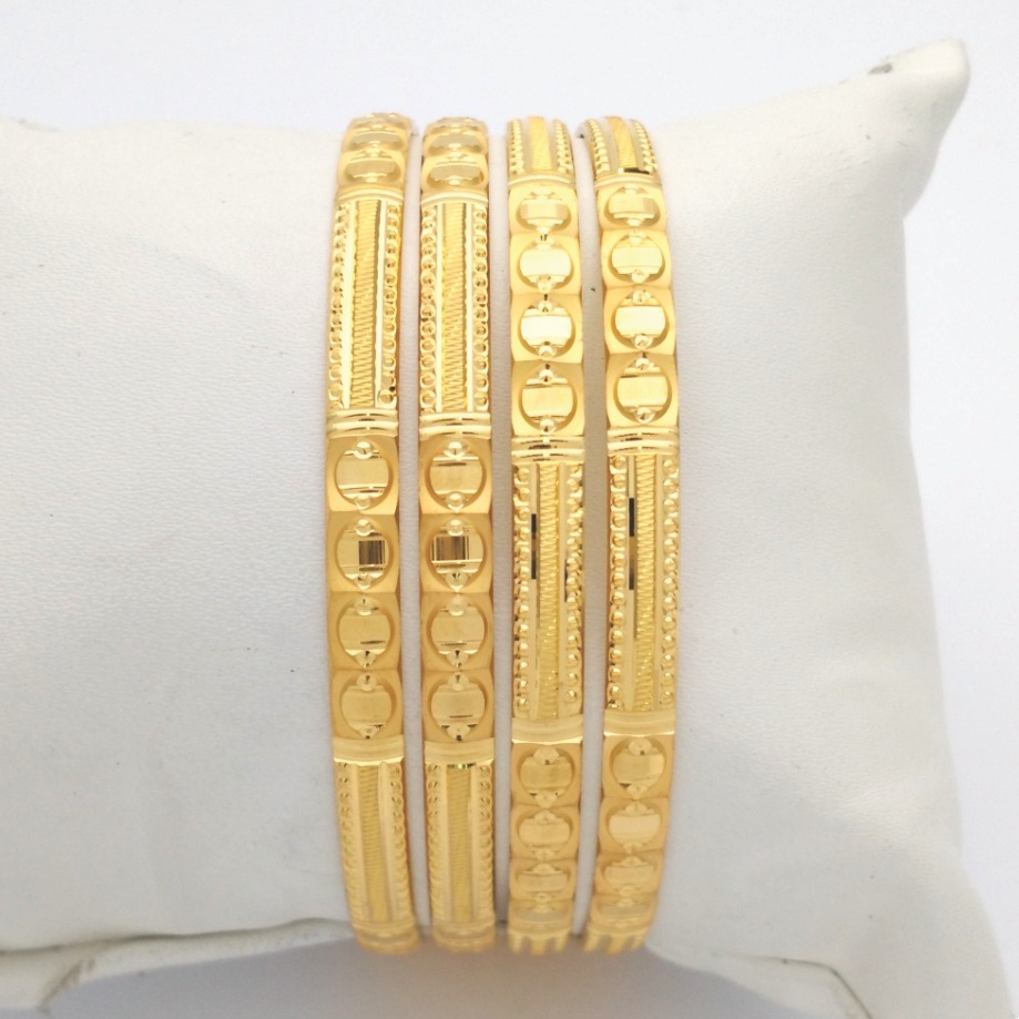 Gold hallmark hollo bangle - po965