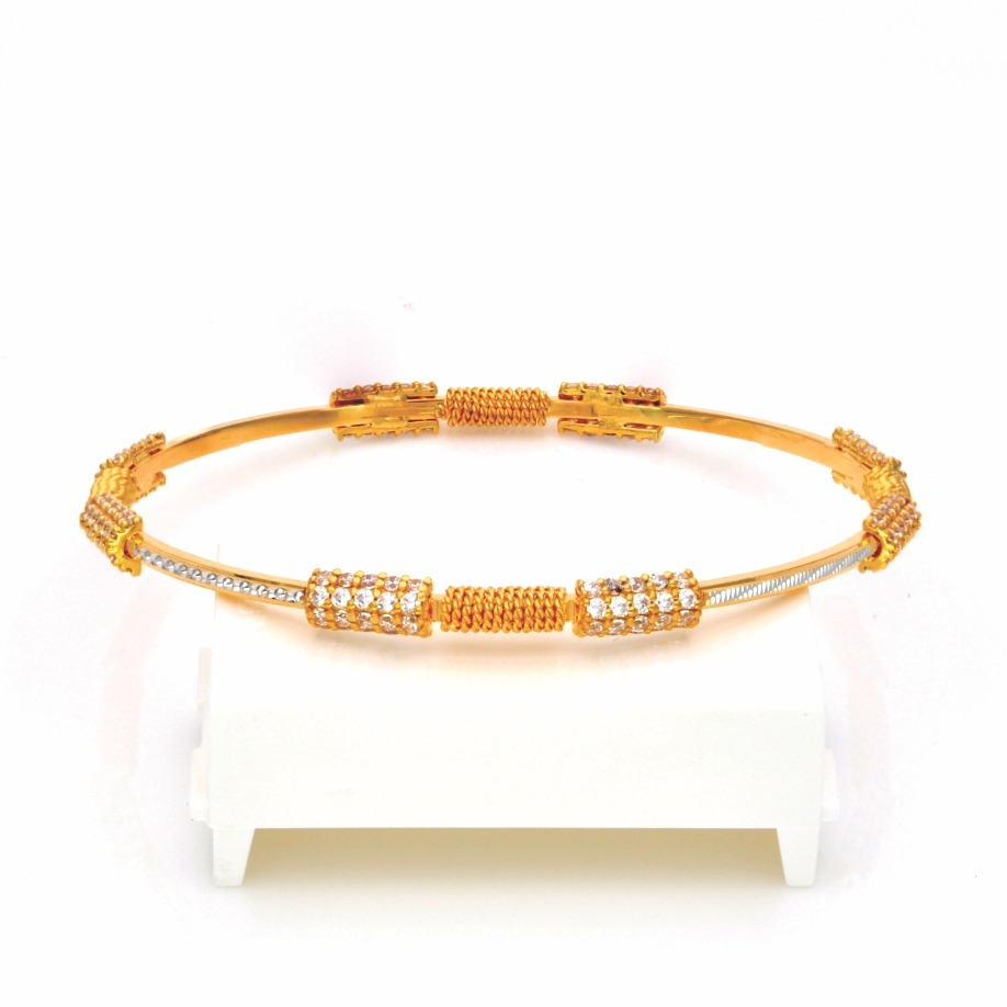 GOLD HALLMARK CASTING STONE BANGLE - CCT858
