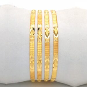 GOLD HALLMARK KANAS BANGLE - DP844