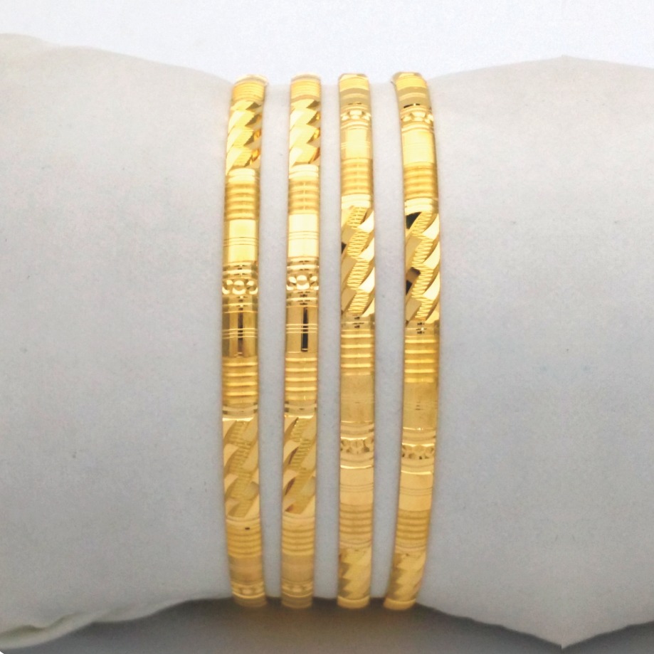GOLD HALLMARK KANAS BANGLE - DP841