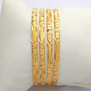 Gold hallmark kanas bangle - dp805