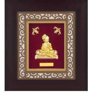 Ganshyam maharaj carving frame in 24k gold mga-age0241
