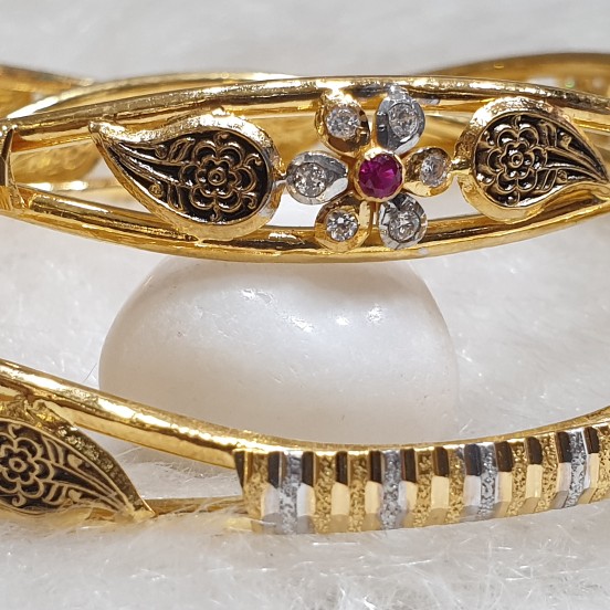 22k gold bangles - Image 2