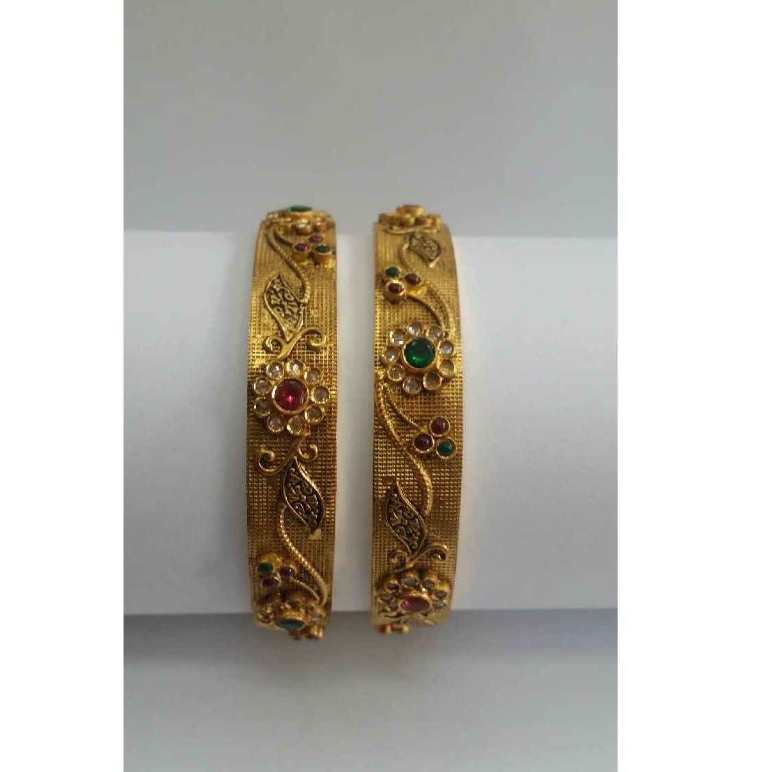 916 Yellow Gold Designer Ladies Wedding Kangan