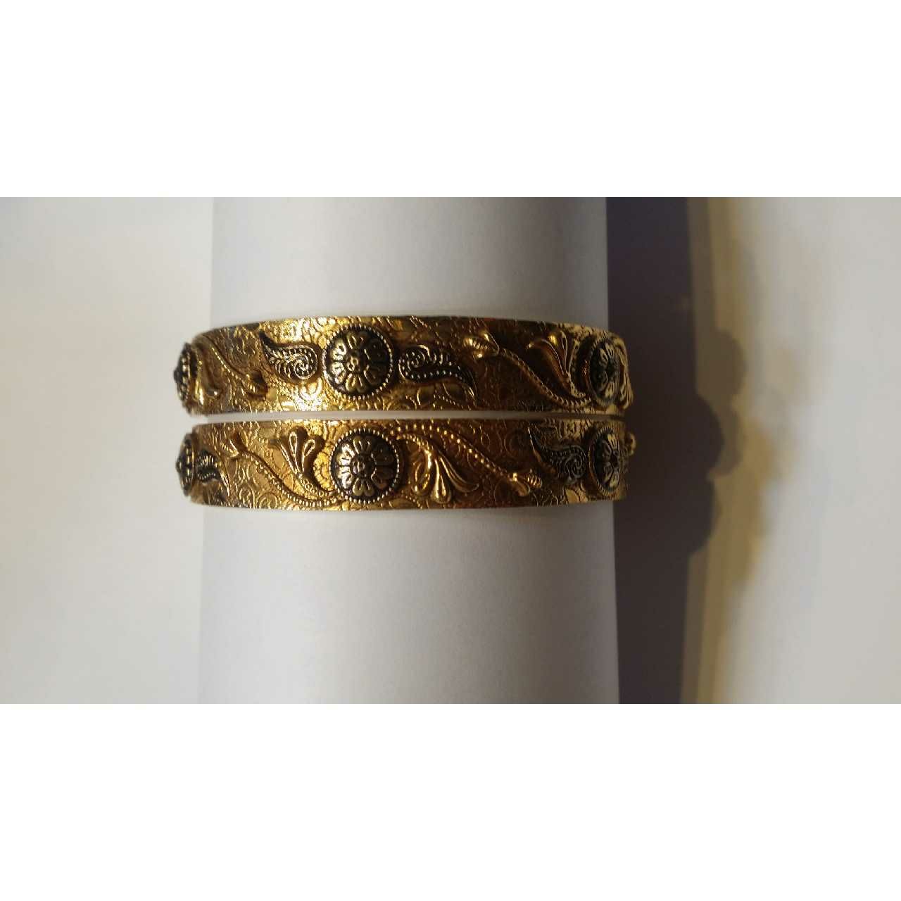 22KT Gold Ladies Indian Antique Bangle