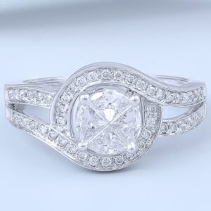 4 Pcs Pie Cut Round Shape Center Stone look Ladies Ring