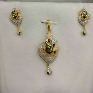 916 Gold Attractive Modern Antique Pendant Set