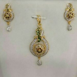 916 Gold Attractive Modern Indian Pave Pendant Set