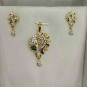 22K / 916 Antique Gold Indian Pendant Set