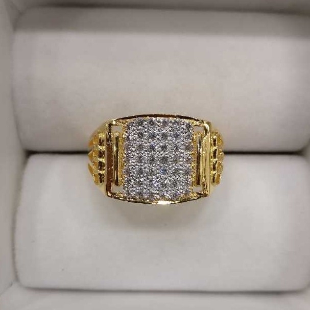22kt Gold Gents Fancy CZ Ring