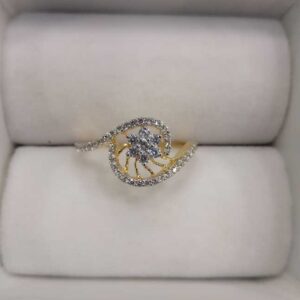 Gold Ladies Fancy Ring