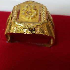 22KT Gold Simple Gents Ring