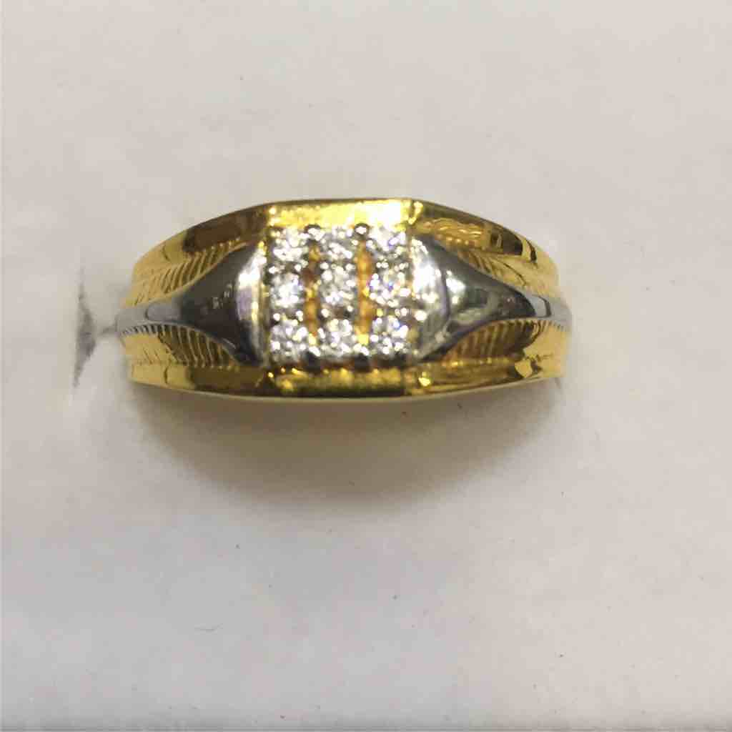 22KT Gold Diamond Stunning Ring