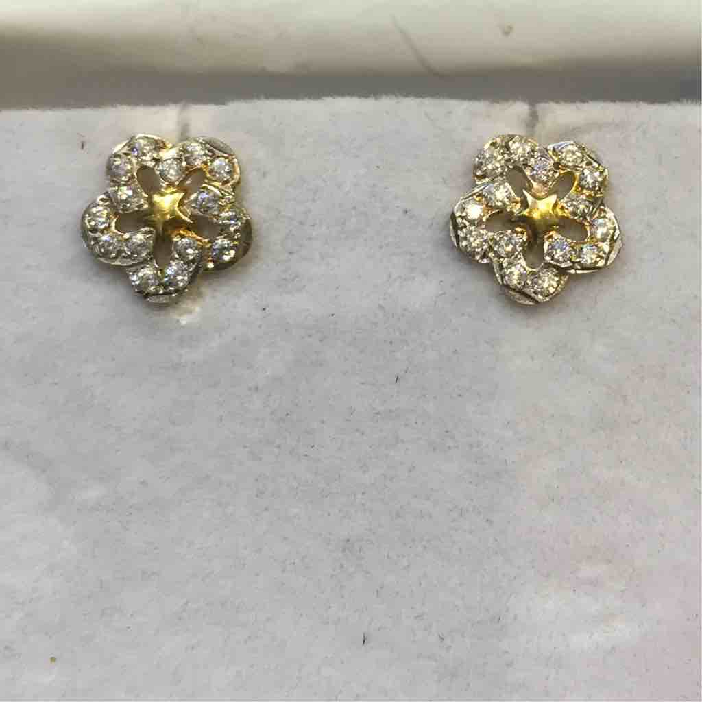 22KT Gold Star Shape Antique Earrings