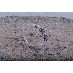 Silver Indian Attractive Shiny Kada