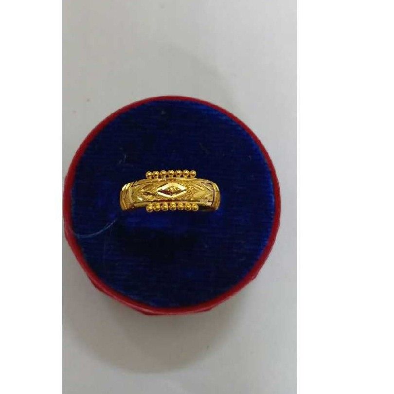 20KT Gold Classic Ladies Ring