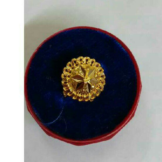 916 Yellow Gold Fancy Ladies Ring