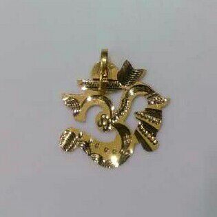 22K / 916 Gold Om Shape Pendant