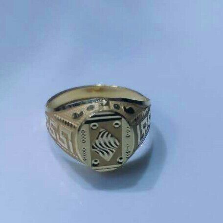 22K / 916 Gold Designer Ladies Ring