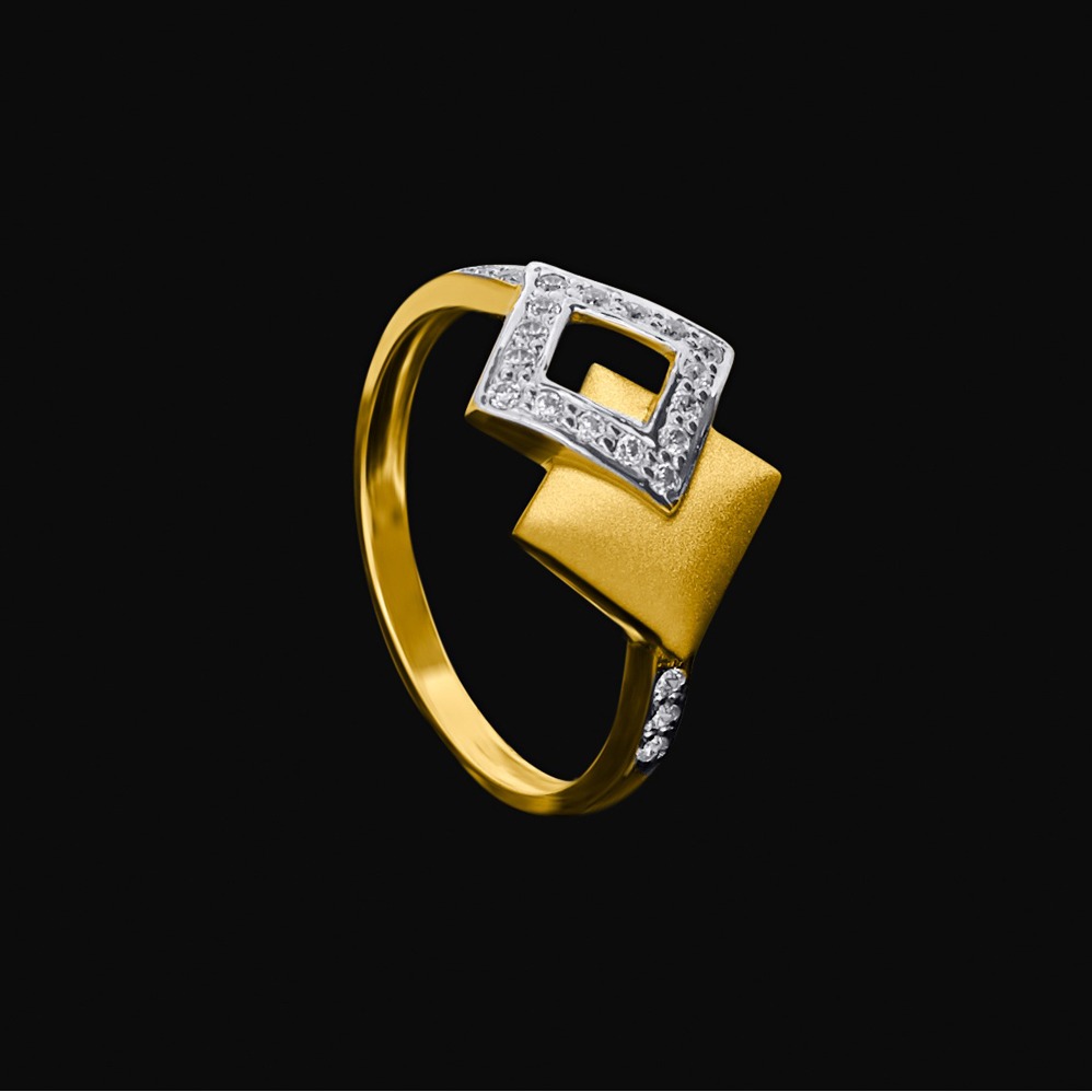 916 Gold CZ Ring For Woman LR-4019