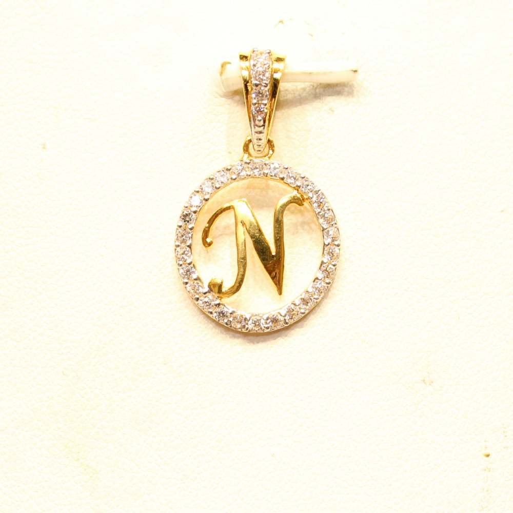22KT Yellow Gold Indian Alphabet 'N' Stylish Pendant