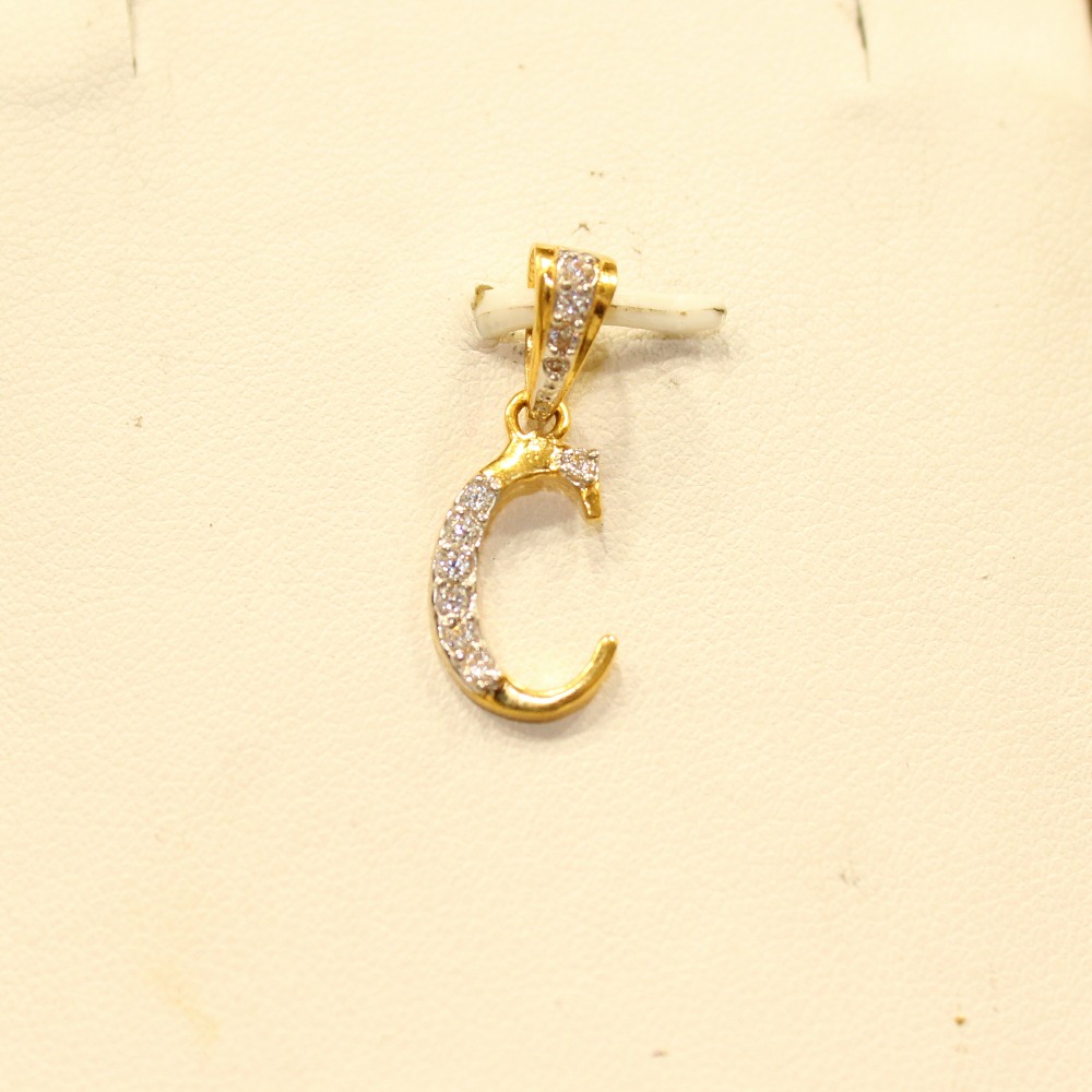 22KT Yellow Gold Attractive Ladies Letter ' C ' Pendant