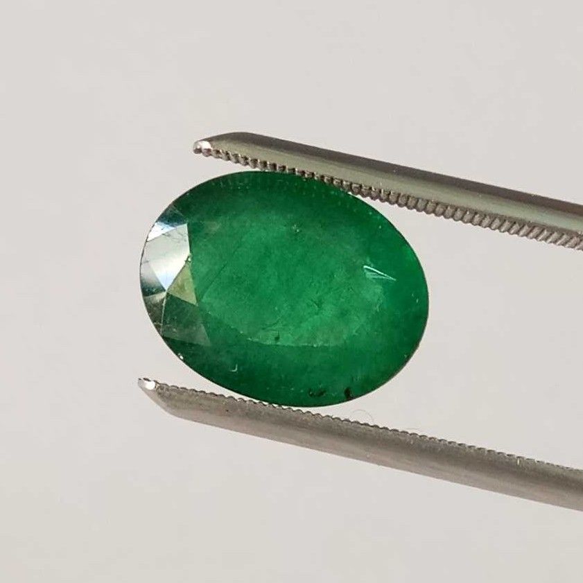 3.07ct oval green emerald-panna